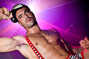 Apr 25 - Gravity @ Area
