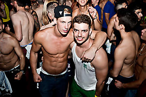 Jun 28 - WE Party Kiss Me Tiger
