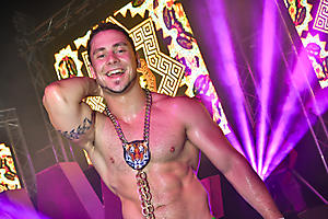 Jun 28 - WE Party Kiss Me Tiger