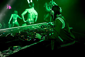 Apr 2 - Popcorn @ Heaven